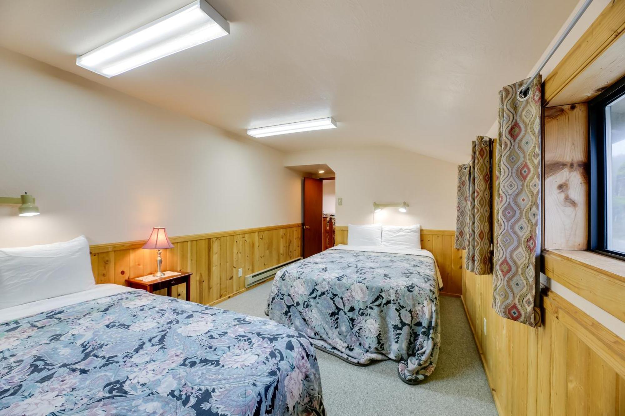 Sanderling Sea Cottages, Unit 1 With Deck! Waldport Exterior photo