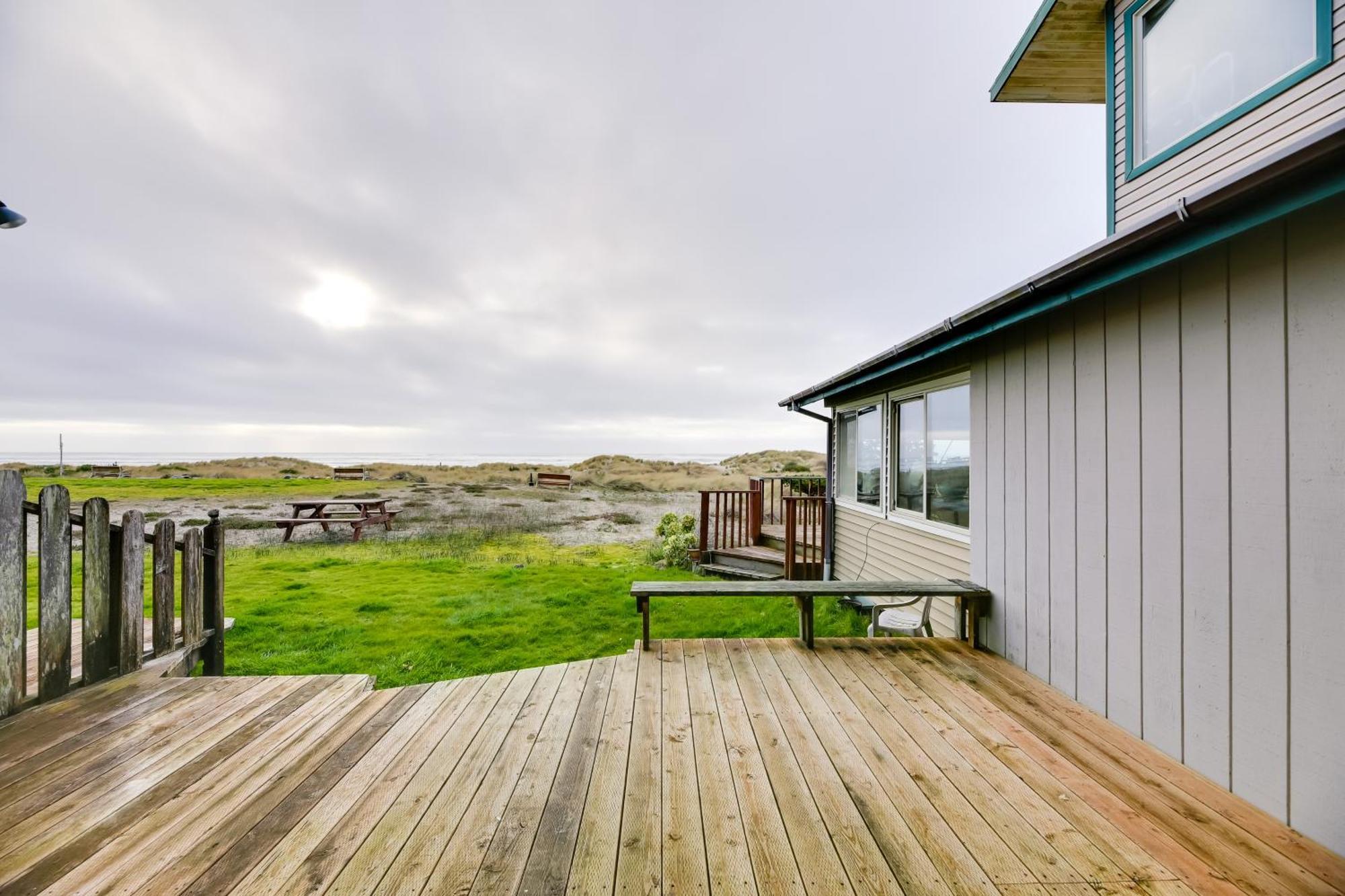 Sanderling Sea Cottages, Unit 1 With Deck! Waldport Exterior photo